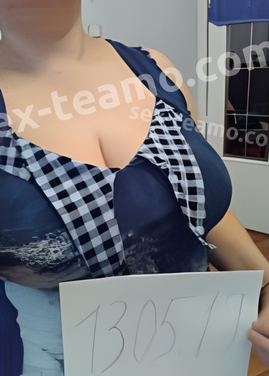 Полина привлекательная девушка из Белоомута цена от 3000 руб