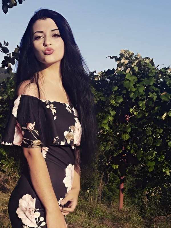 Ангелина из Белоомута