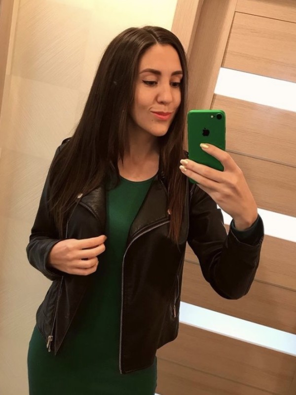 Карина из Белоомута